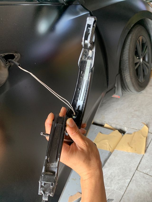 本田crv遥控接收天线在哪个位置