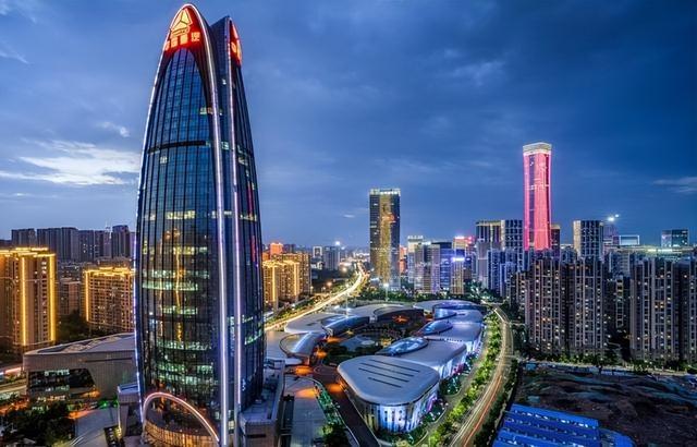 中国重汽济南卡车发半年业绩预告 预计上半年净利润同比增45%-65%