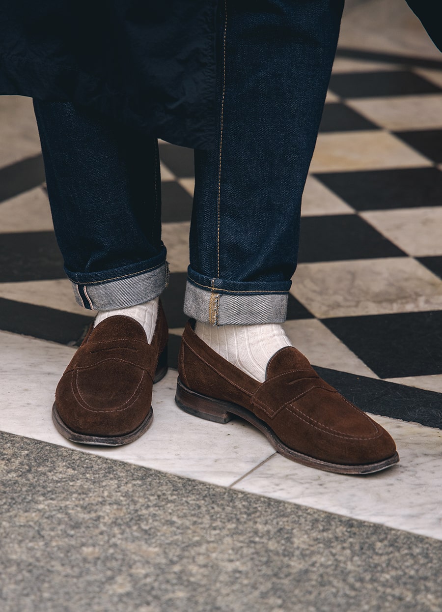 如何挑选适合自己的loake手工皮鞋款式?