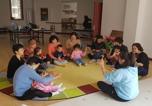 城阳街道开展"生命之初1000天"母婴关爱服务