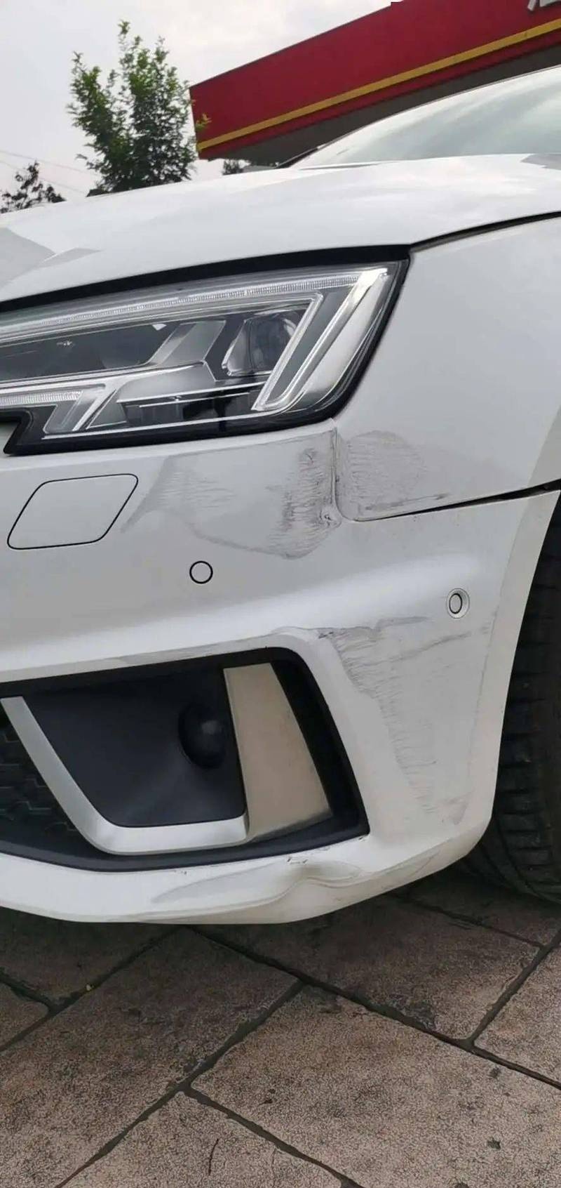新车3个月被撞折损(新车3个月内被撞折损)