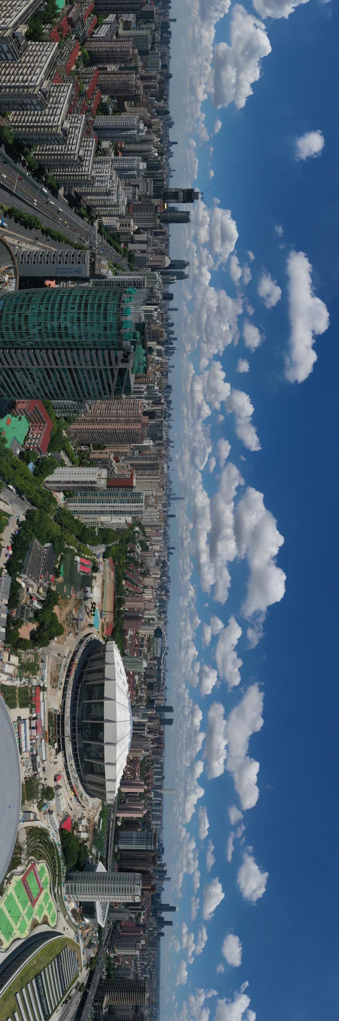 遇见徐汇丨百米高空俯瞰城市美景,来场云端约会吧