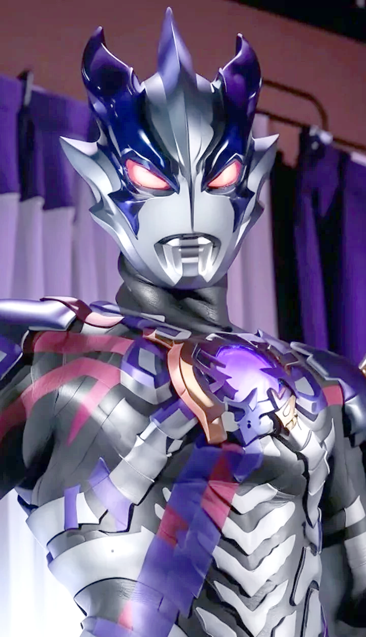 奥特曼系列中的多种融合形态,战力不断提升