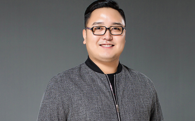 圆脸男生为什么丑