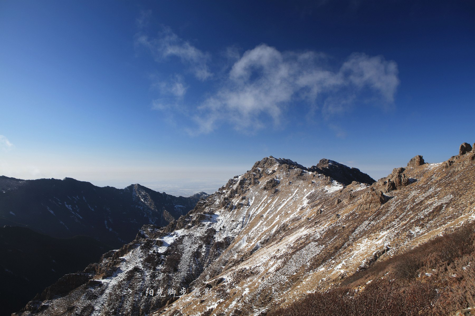 攀登贺兰山主峰敖包疙瘩(达朗浩绕)