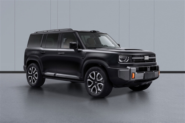 吉利打造的插电混动方盒子SUV 银河战舰700实车亮相