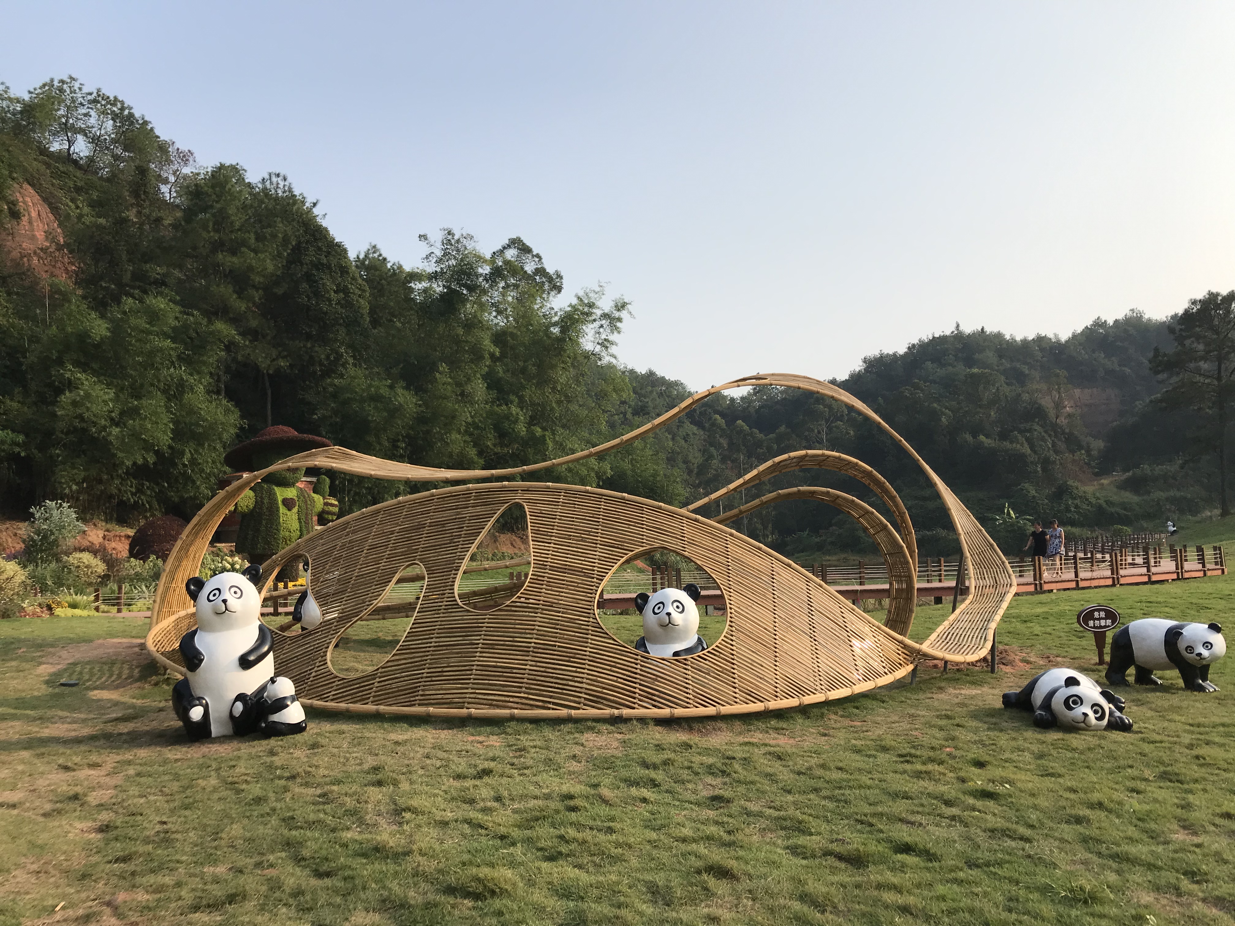 特色的竹建筑,竹屋,竹亭,竹廊建造