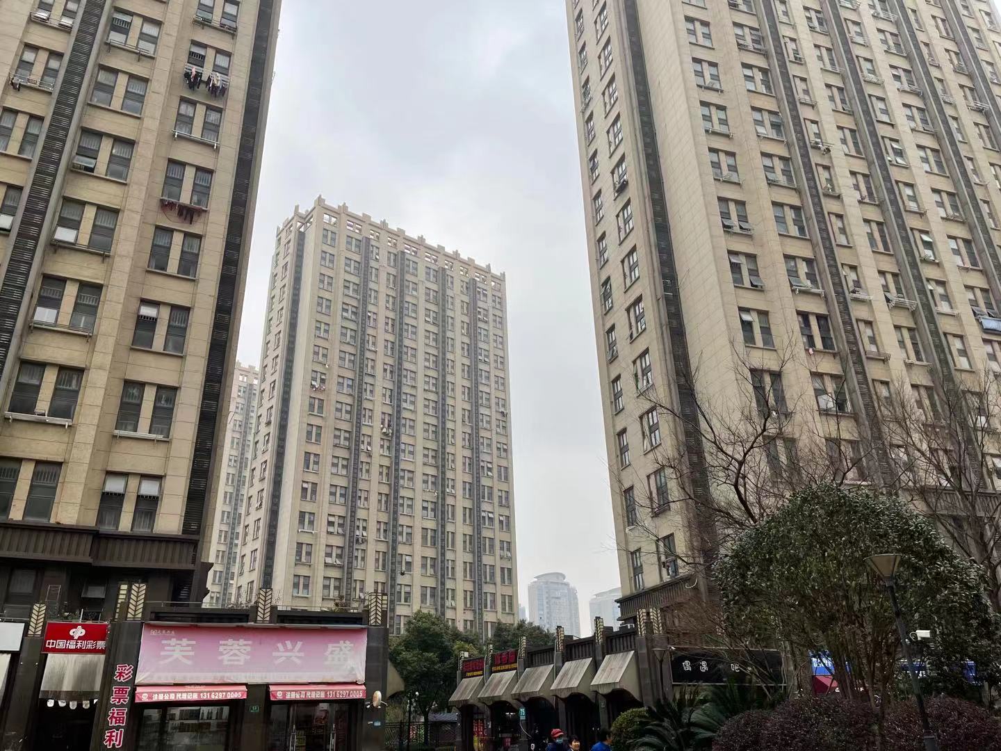 奉贤卓越世纪中心官方网站-5号线旁-4.5米loft公寓,总价110万起