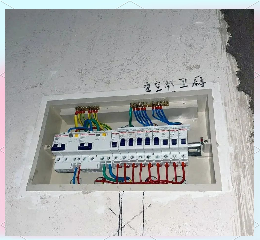 若漏电保护器能迅速跳闸,则表明安装与接线无误.4