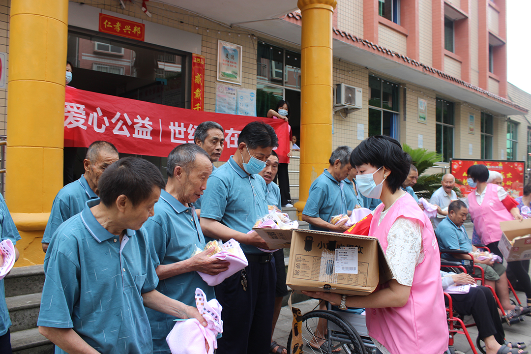 达州市世纪隆超市有限公司打造企业品牌纪实