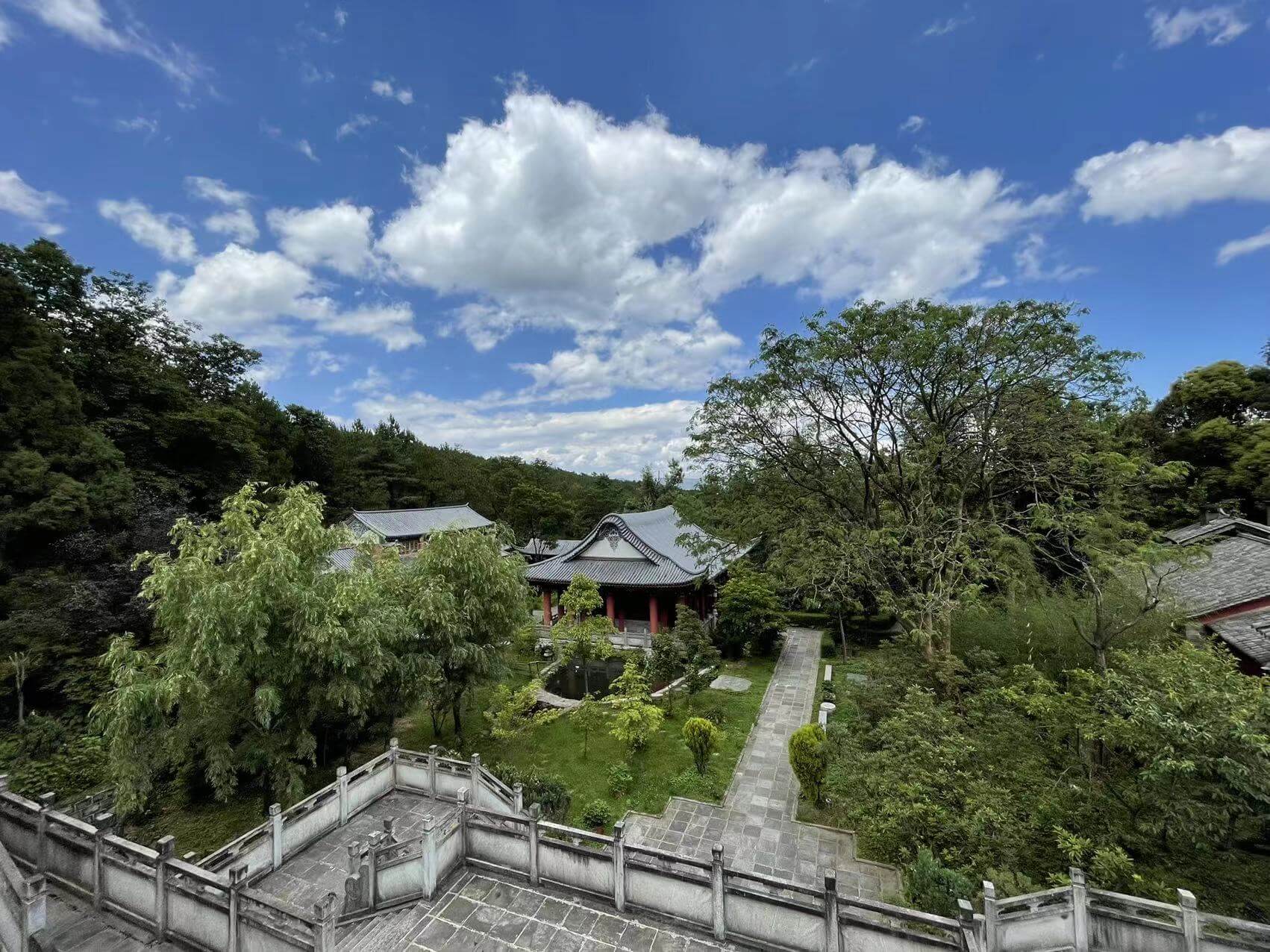 大理无为寺盛景之相