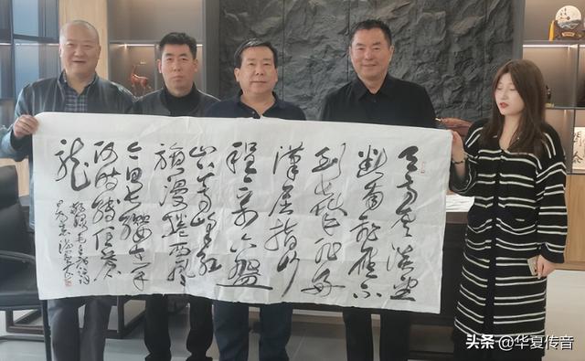 华音科技开业盛典,书画名家王德刚献艺祝贺