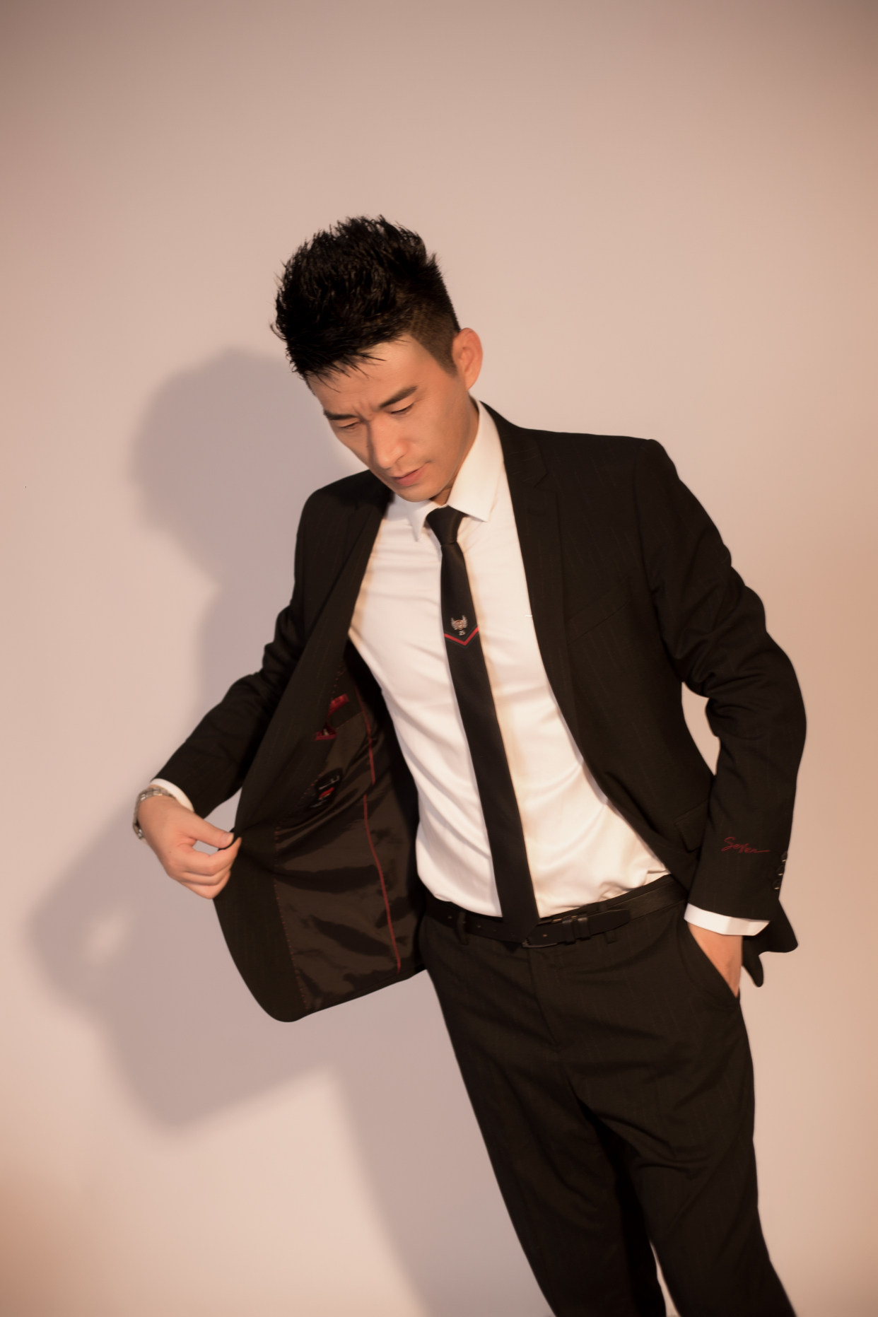 歌手谢飞 个人简介