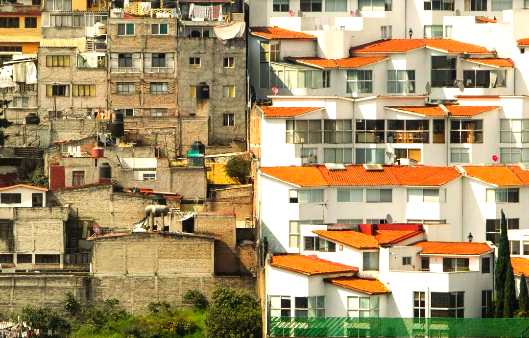 从高空看贫富差距:肯尼亚,印度等地的震撼对比