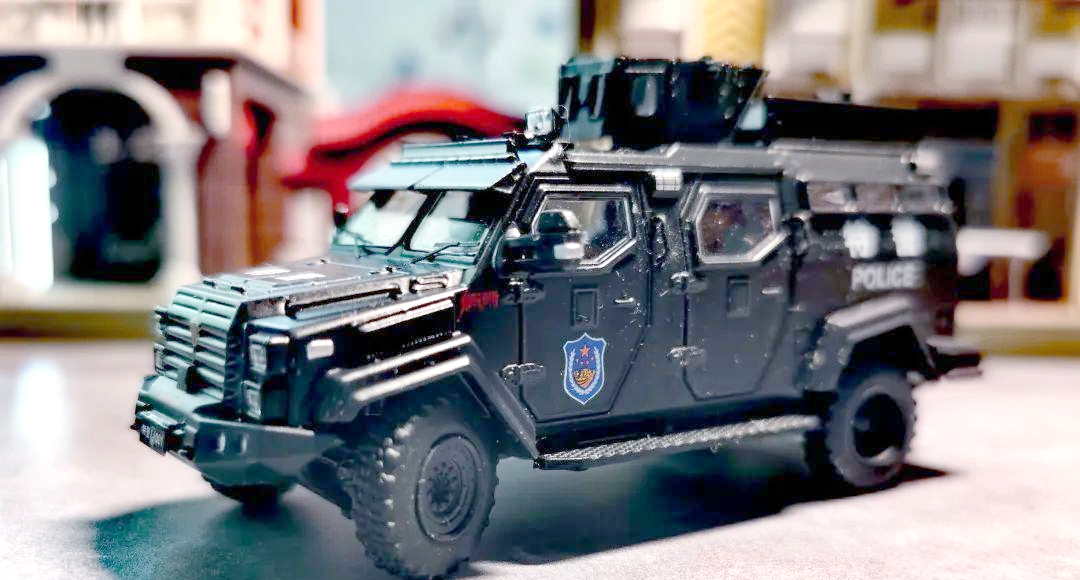 特警装备系列:揭秘剑齿虎装甲车模型