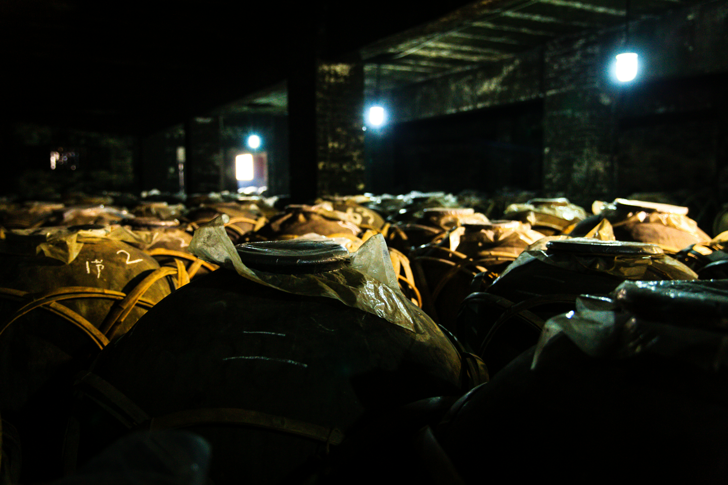 浓香型白酒酿造中的副产物主要是,浓香型白酒酿造 浓香型白酒酿造中的副产物主要是,浓香型白酒酿造