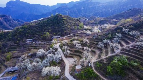 房山三流水景区图片