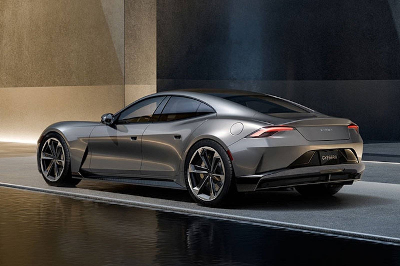 karma汽车的中文名是什么?