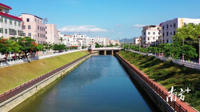 广东海丰县公平镇多措并举加快推动绿美生态建设步伐