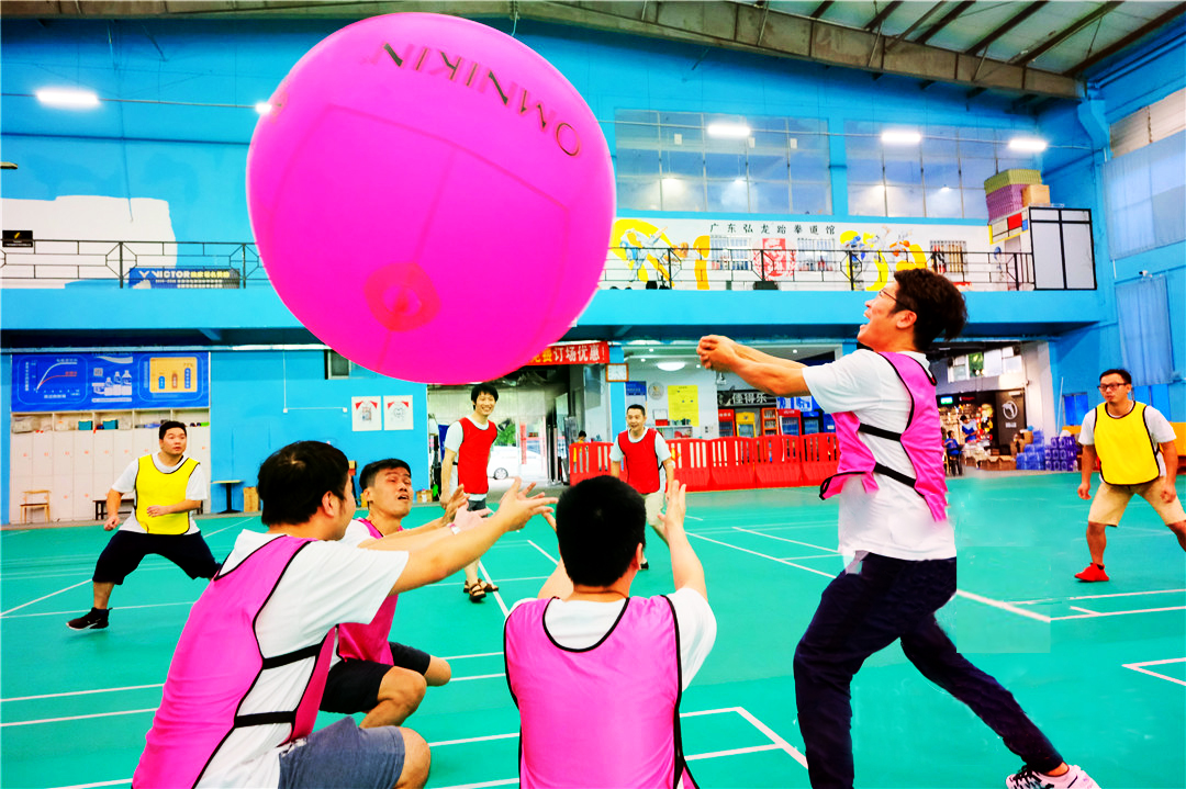 时下最热门的团建项目—kinball健球,江浙沪室内外团建都能玩!