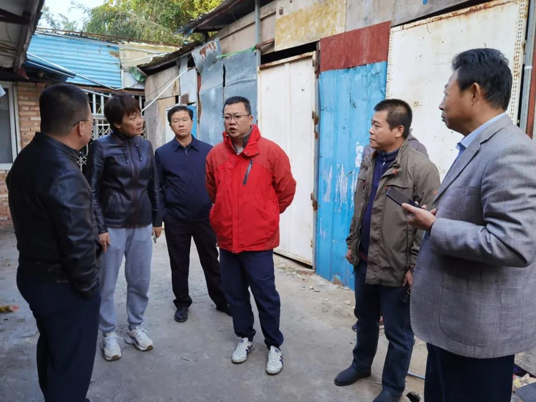 切实解决群众"三事"!杨智军带队调研学校周边出行难问题