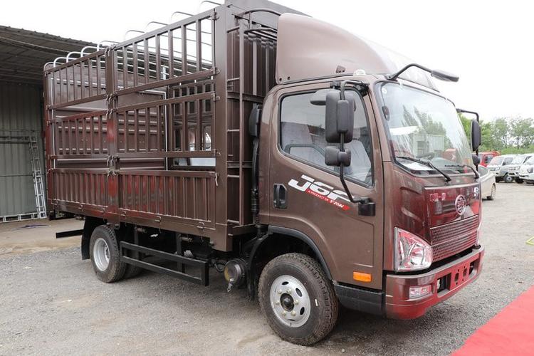 解放轻卡怎么样 升级版的160马力的长换油j6f