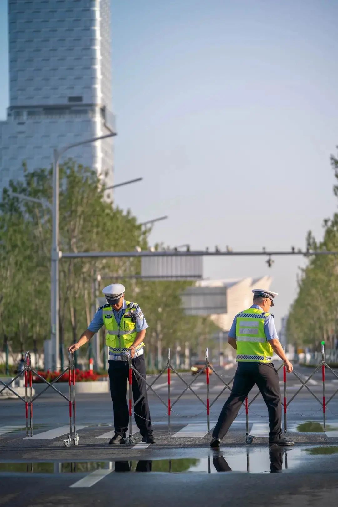 保障32万人有序观赛 西安交警获全运冠军点赞