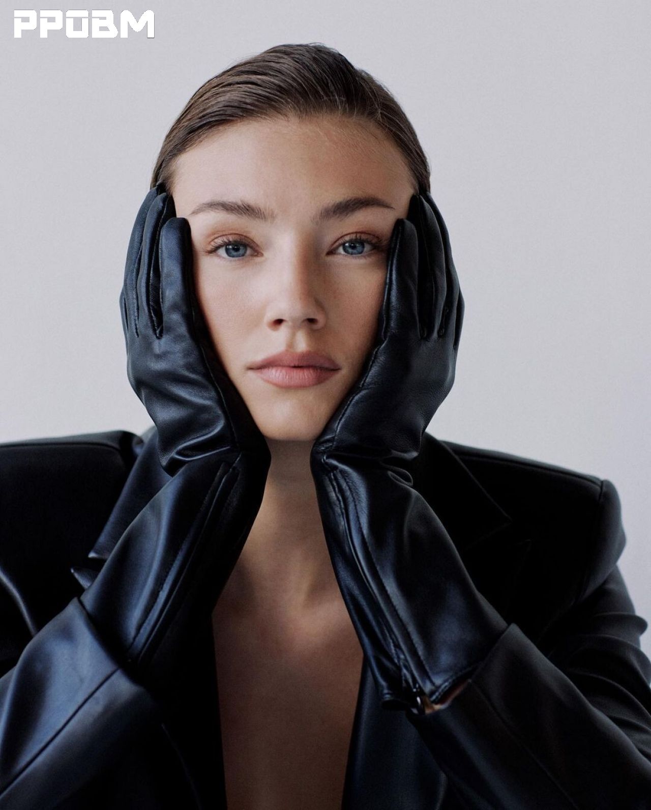 模特lorena rae瑞尔冬季