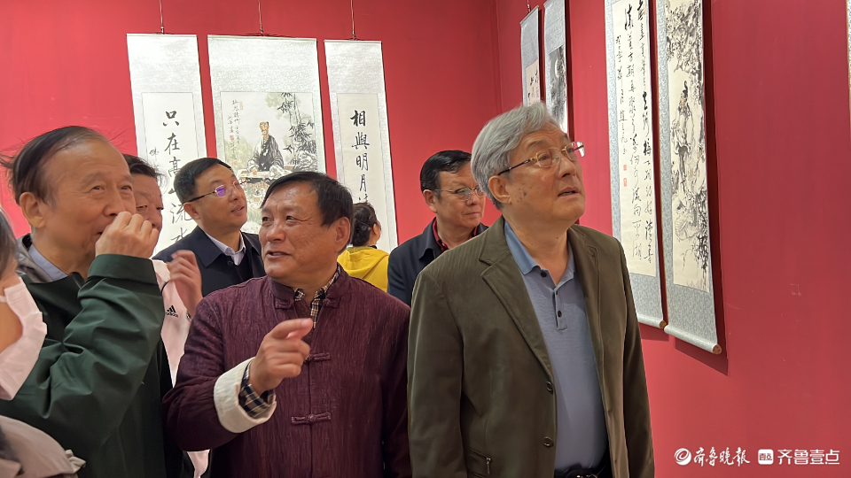 张洪华人物画作品全国巡展(泰安站)在泰安市美术馆开幕