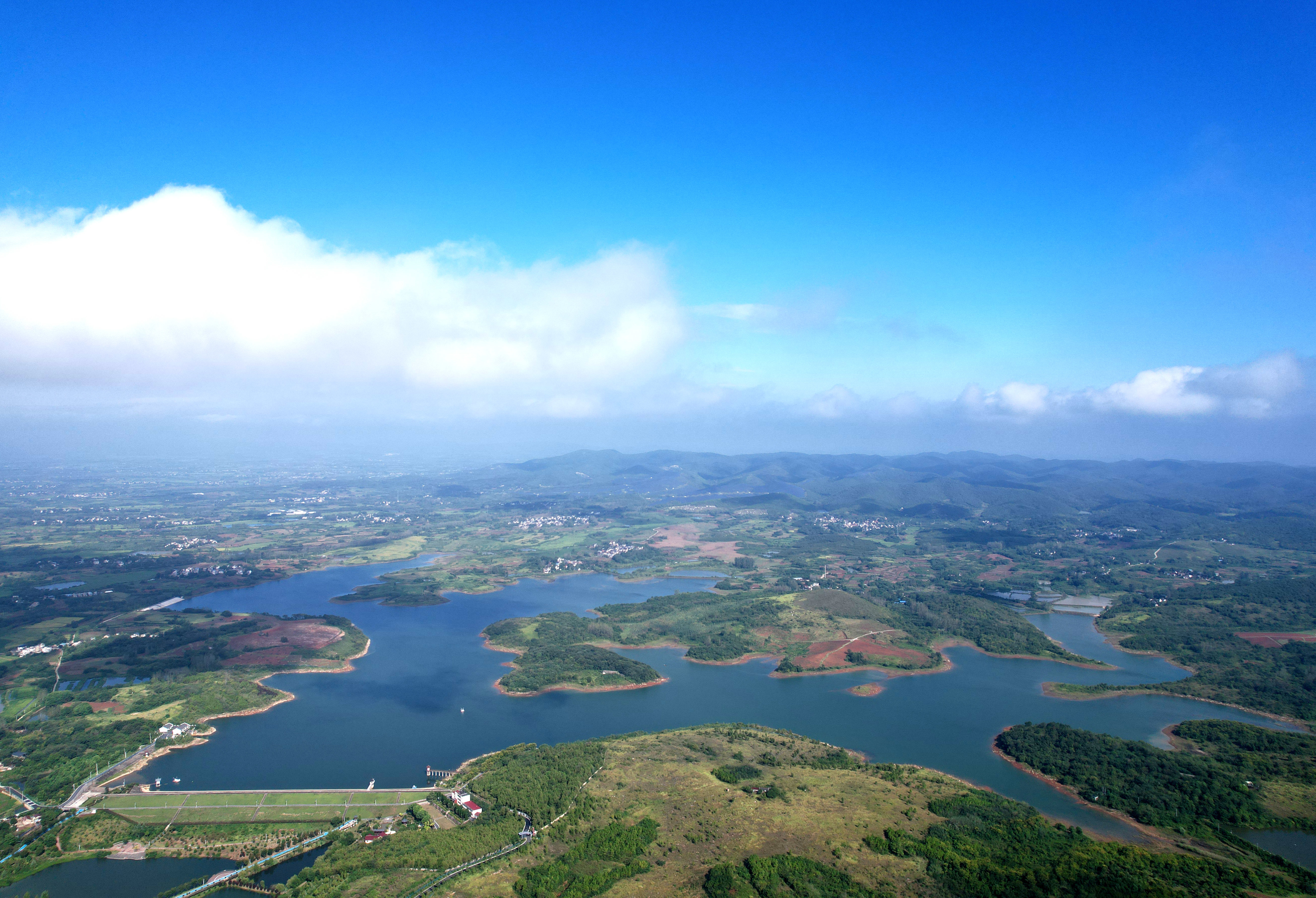 生态水库 美景如画