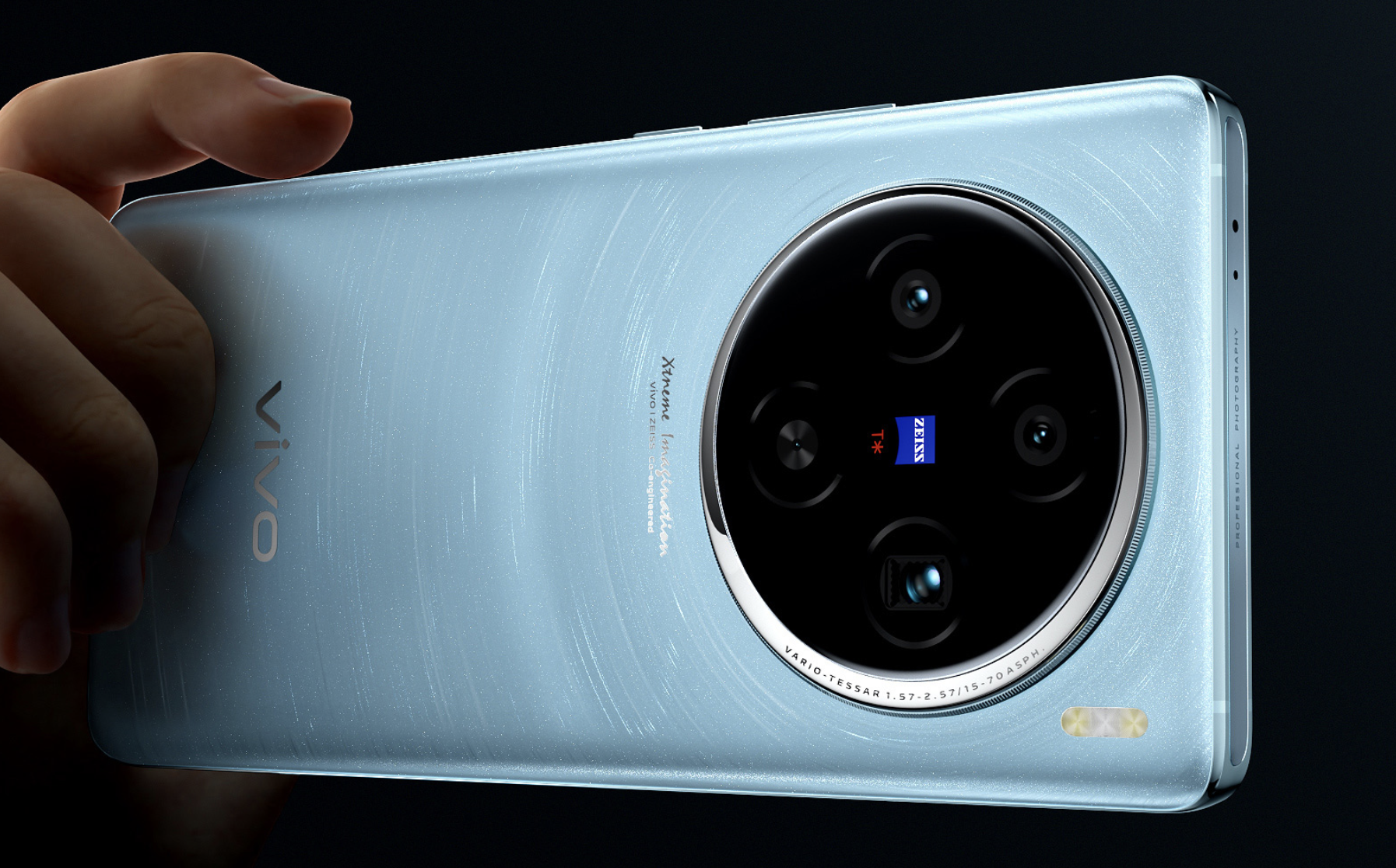 天玑9300 5000mah 120w 64mp长焦,vivo x100强劲性能,出色影像