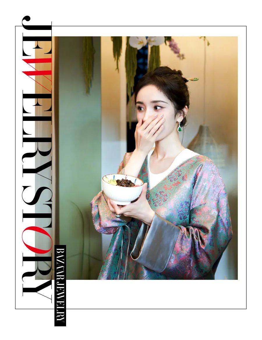 杨幂穿中式戴翡翠上热搜翡翠究竟要怎么收怎么戴