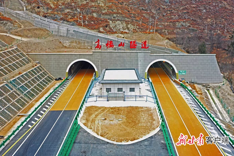 高速·看变化」山不再高 路不再远——武都至九寨沟高速公路建设见闻