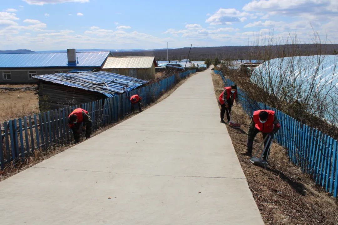 【节日我在岗】漠河市西林吉镇:"五一"工作"不打烊" 坚守岗位奋斗忙