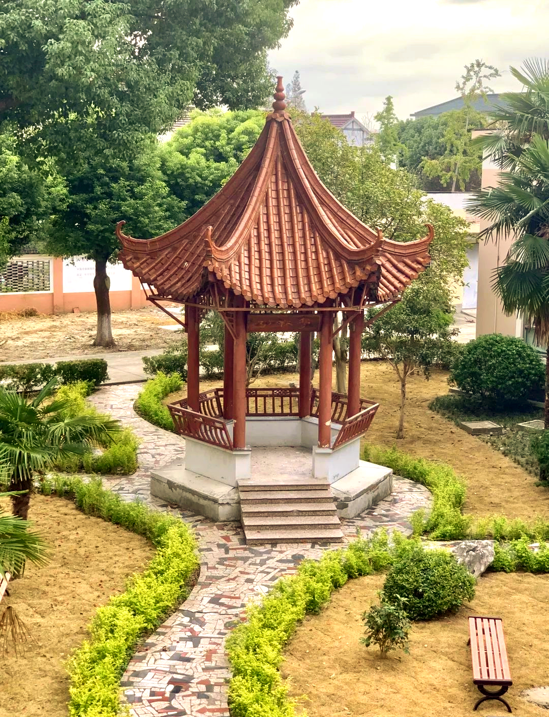 洪溪小学校园文化建设绽放新篇章,环境育人特色显著