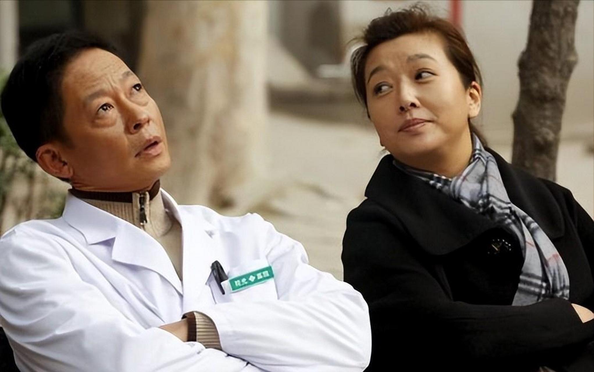 王志文趁着酒劲儿对江珊:"我馋你身子,你说咱俩已经演了这么多次夫妻