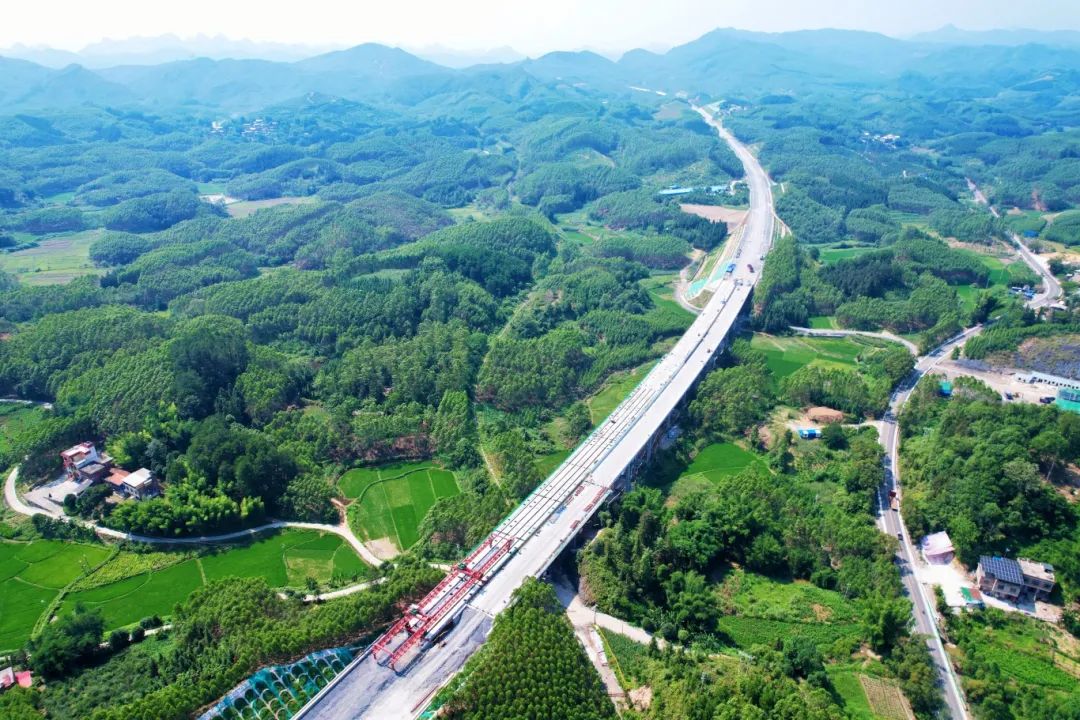 广西计划今年建成通车13条高速公路!经玉林的有