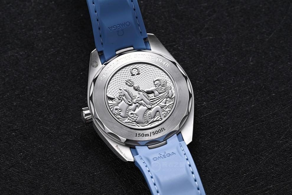 欧米茄aqua terra腕表summer blue款 最强通勤表的全新选择