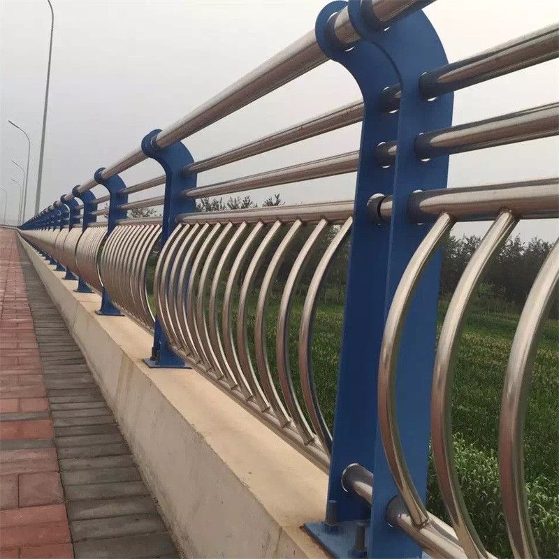 设计的艺术:ss型护栏打造安全与美观的完美平衡