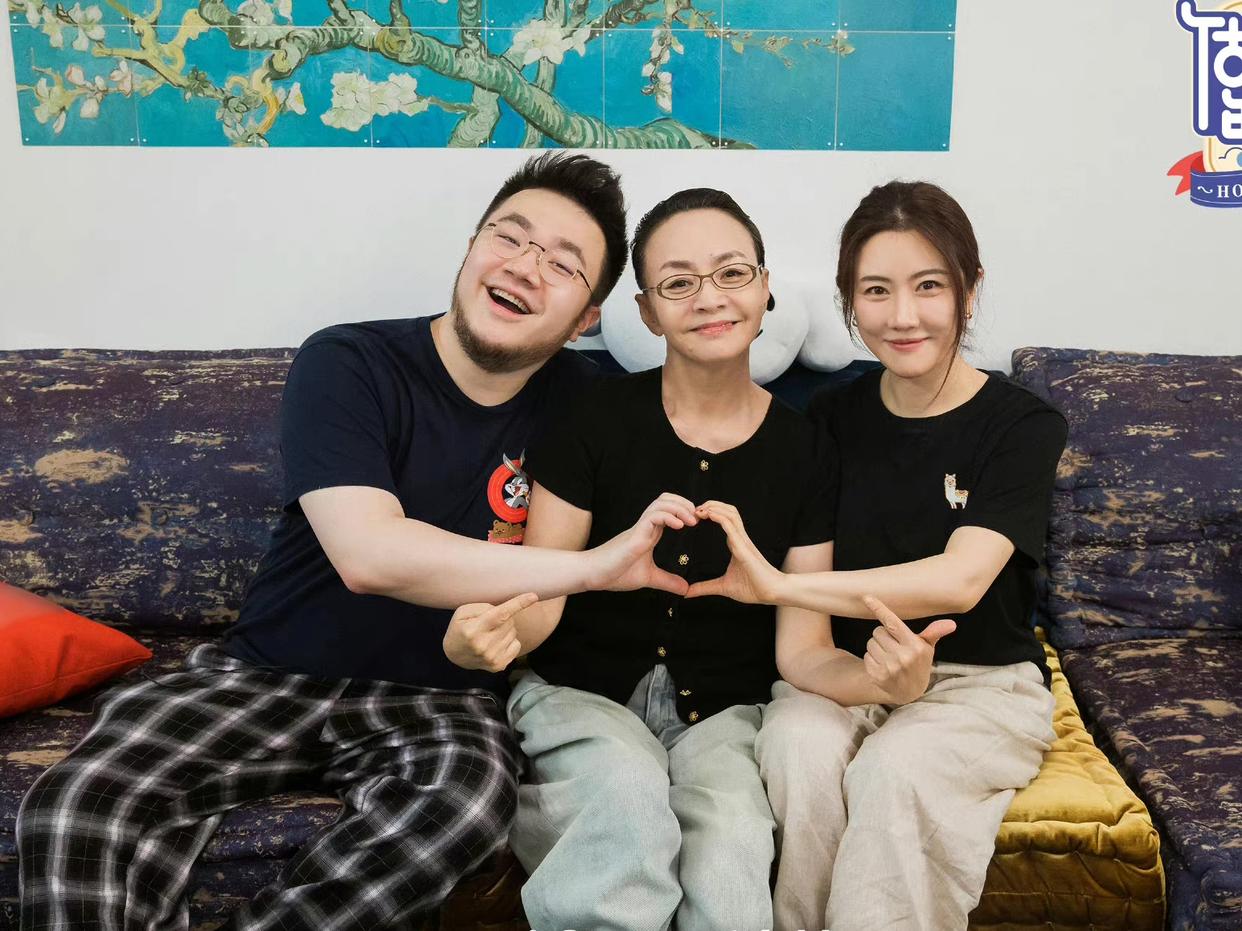 赵婷:我继母是宋丹丹,我弟是巴图,我是中国影史里程碑般的存在