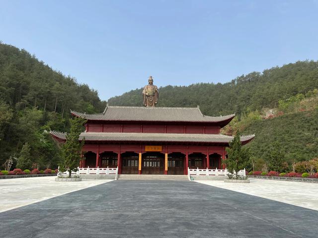 灵秀湖北之走进仍在建设中的郧西玄鼓山太极文化园