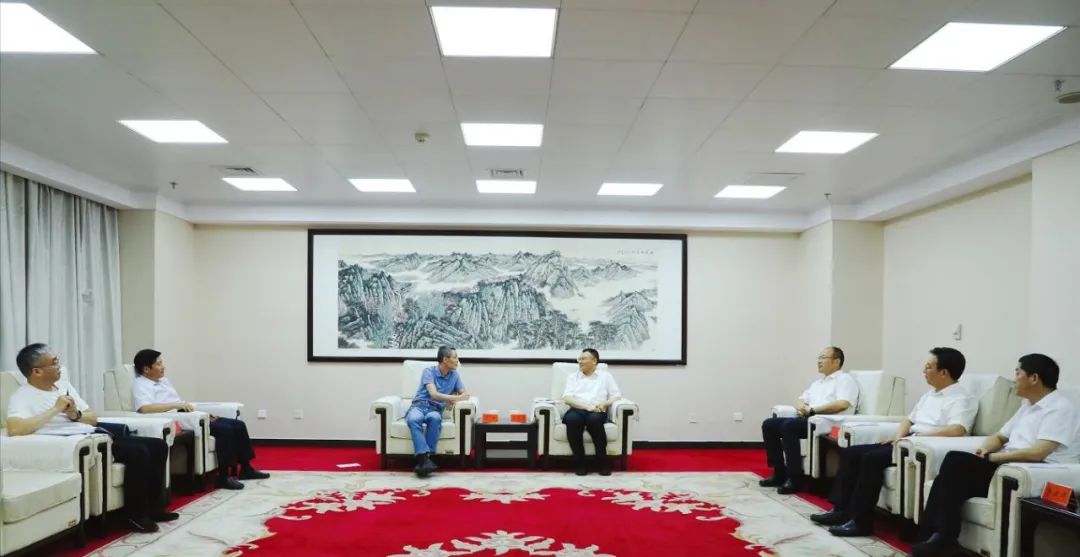 王东伟蔡松涛会见舜宇光学集团执行董事,行政总裁孙泱一行