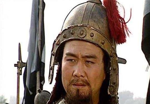 三国中不论谋略,只论单挑,于禁乐进能赢关平周仓吗?