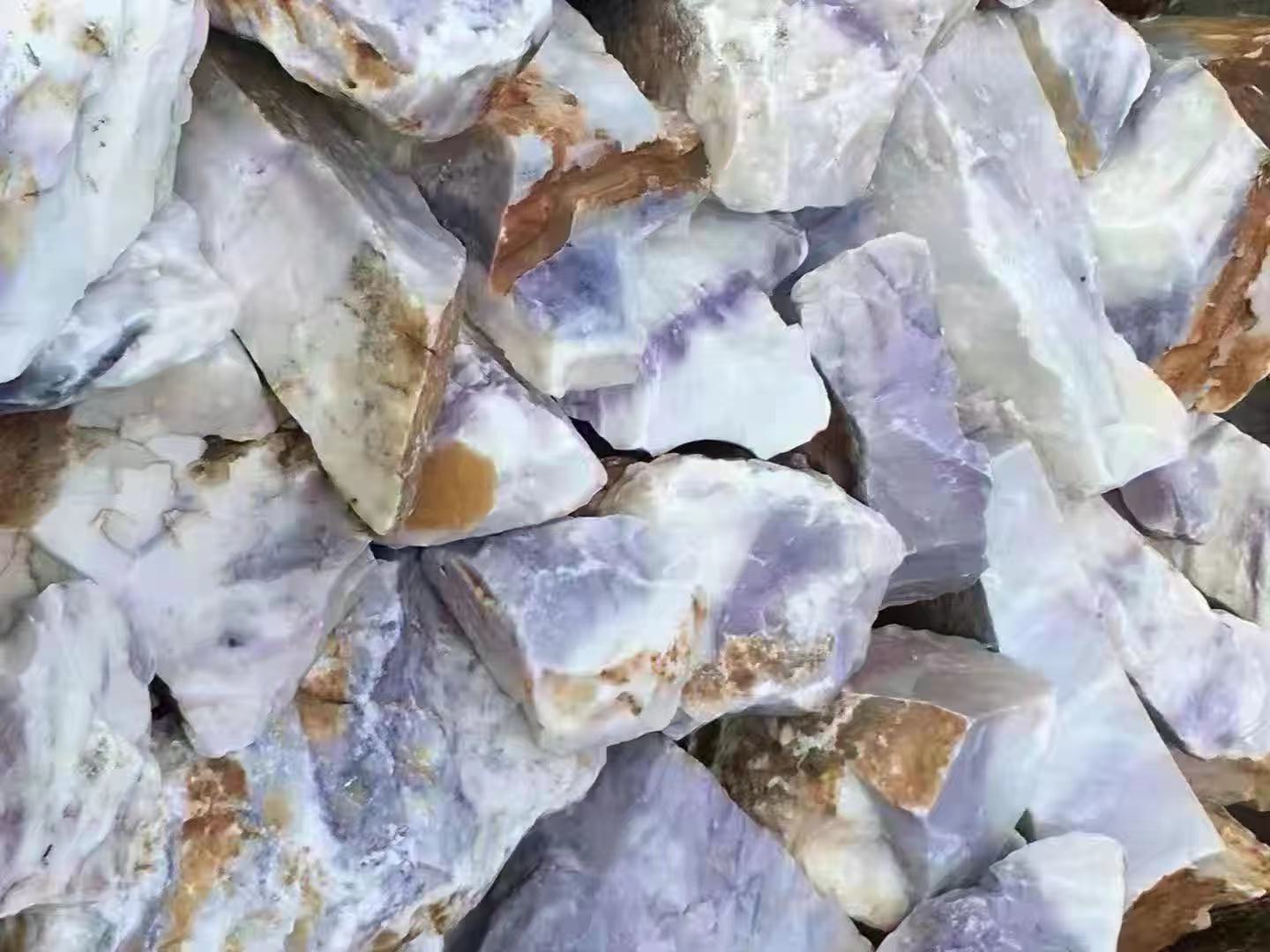 锂辉石的特性及应用