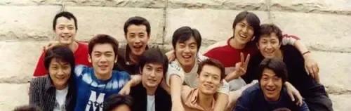 才发现罗晋和曹征是大学同班同学,都是北京电影学院本科02级表演系