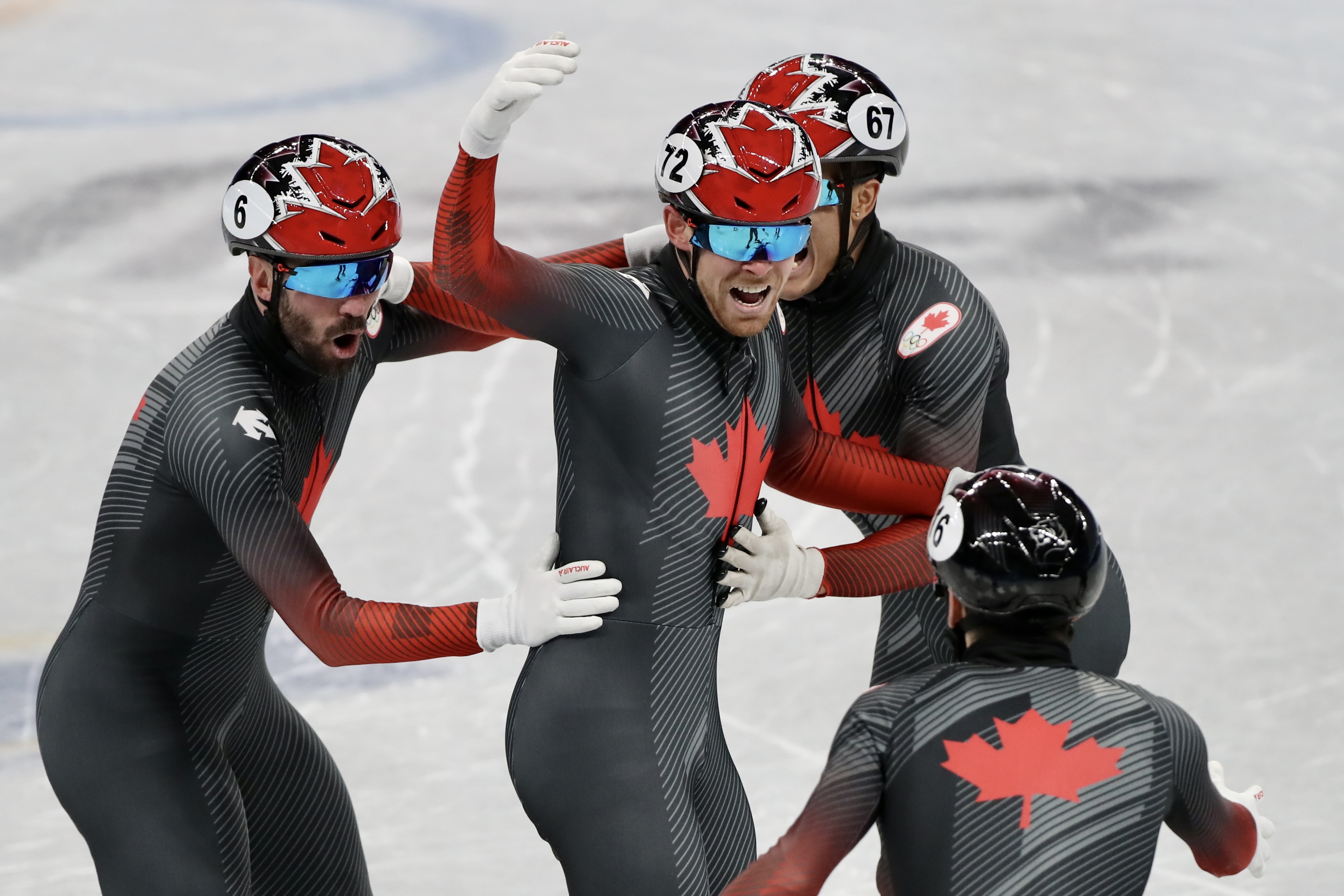 短道速滑男子5000米接力决赛:加拿大队夺冠 中国队第五