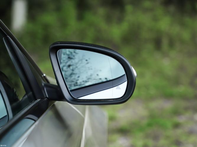 奔驰c260l后视镜怎么调节,c260l倒车镜怎么加热