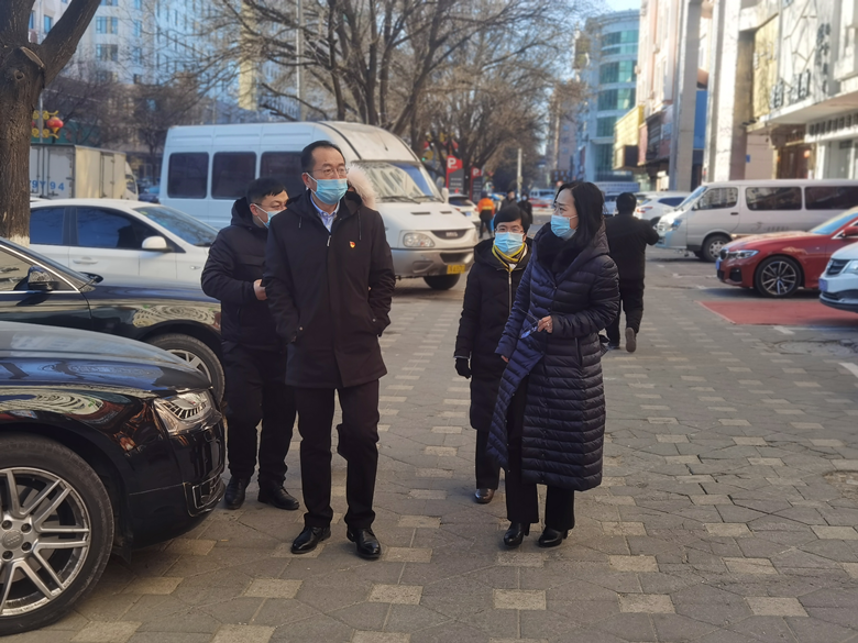 市审计局局长王福辉深入一线开展疫情防控排查检查