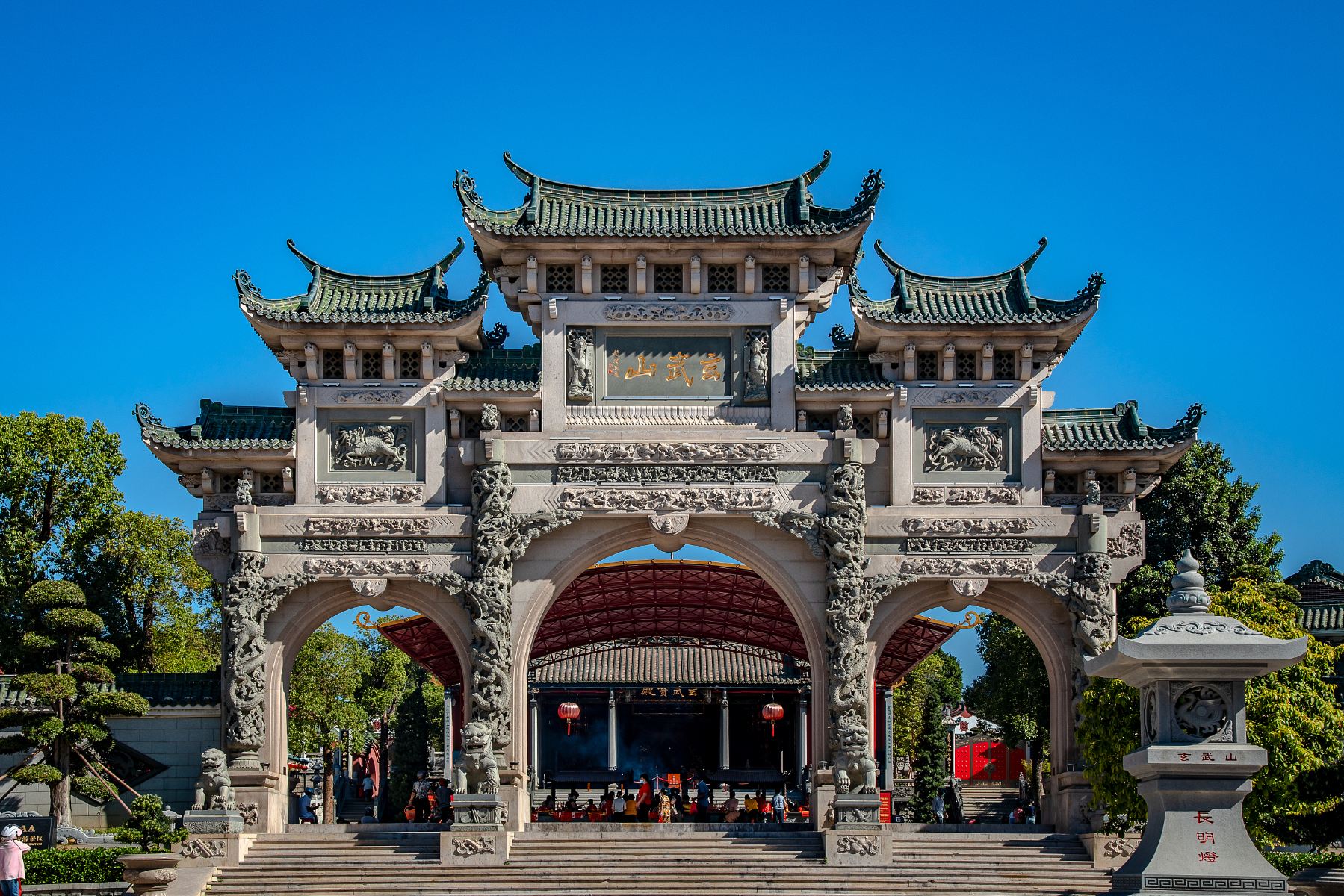 广东名胜古迹旅游景点推荐和介绍,如丹霞山-科学之山和文化之山