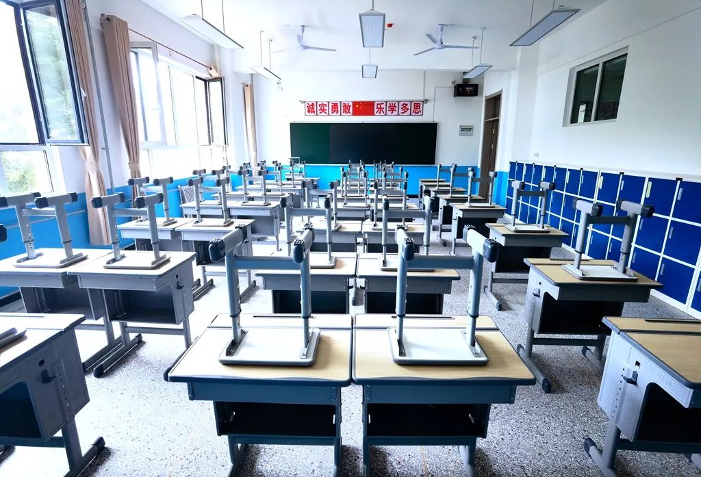 开学啦!平顺三中今秋正式投入使用